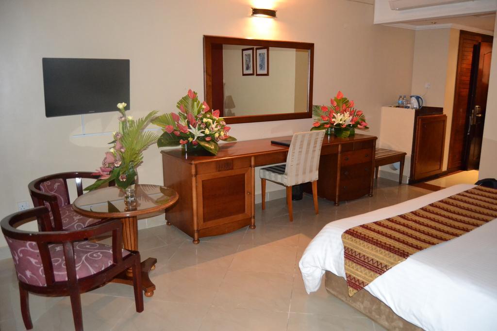 Golden Tulip Dar Es Salaam Ξενοδοχείο Δωμάτιο φωτογραφία