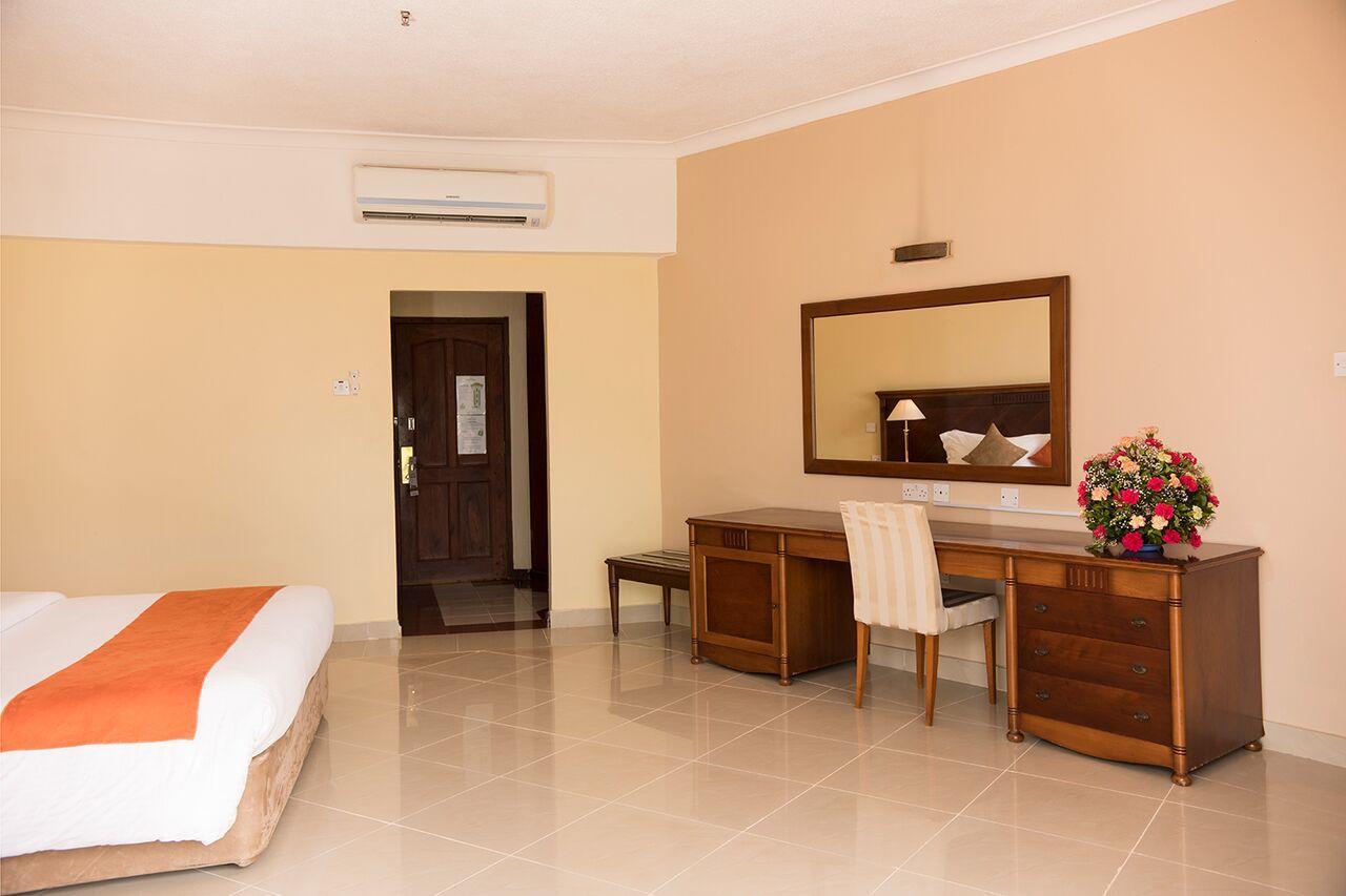 Golden Tulip Dar Es Salaam Ξενοδοχείο Εξωτερικό φωτογραφία
